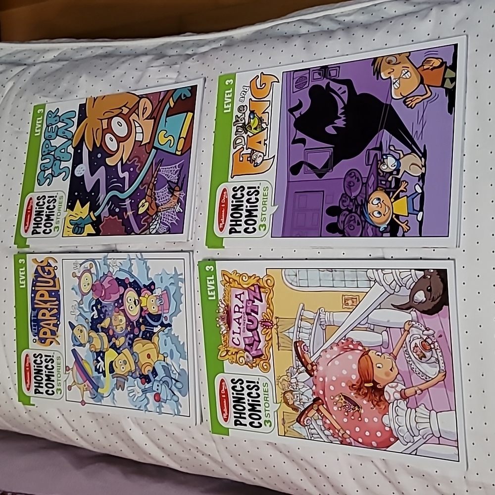 Set of 4 Melissa and Doug Phonics Comics Level 3
